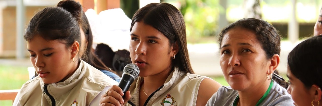 Realizamos la 𝘾𝙪𝙖𝙧𝙩𝙖 𝙈𝙚𝙨𝙖 𝙙𝙚 𝙋𝙖𝙧𝙩𝙞𝙘𝙞𝙥𝙖𝙘𝙞𝙤́𝙣 𝙙𝙚 𝙣𝙞𝙣̃𝙤𝙨, 𝙣𝙞𝙣̃𝙖𝙨 𝙮 𝙖𝙙𝙤𝙡𝙚𝙨𝙘𝙚𝙣𝙩𝙚𝙨 de Putumayo