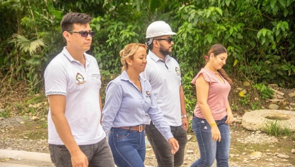Construcción de 1.5 km de colector de alcantarillado en el municipio del Valle del Guamuez